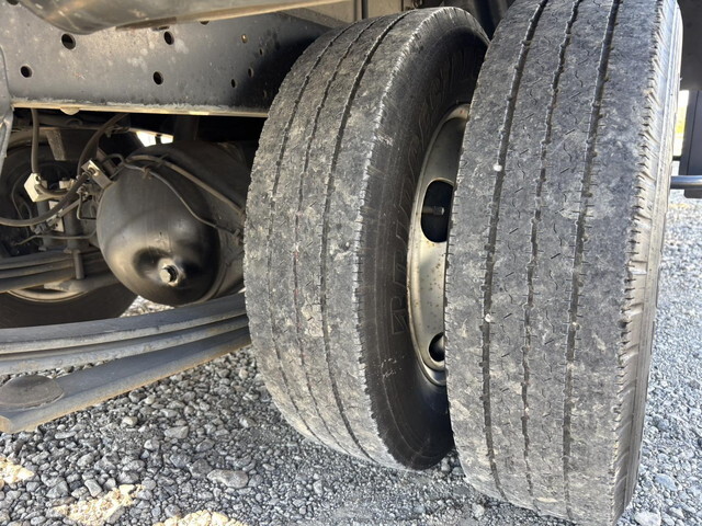 いすゞエルフアルミバン小型（2t・3t）[写真25]