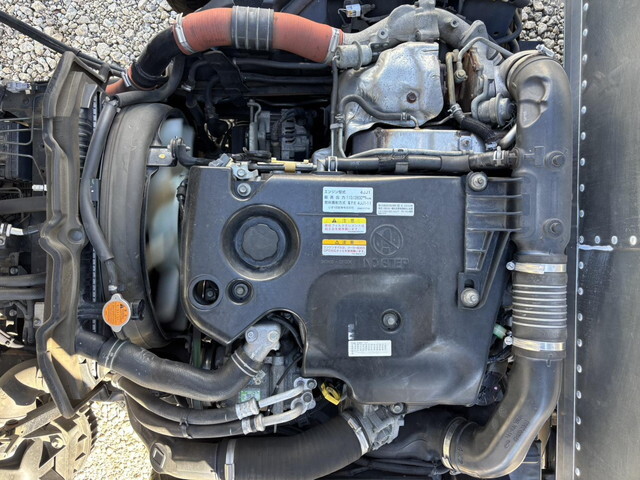 いすゞエルフアルミバン小型（2t・3t）[写真34]