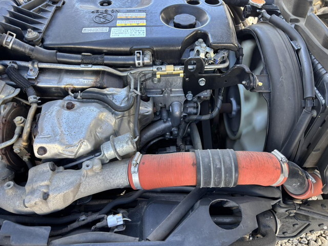 いすゞエルフアルミバン小型（2t・3t）[写真36]