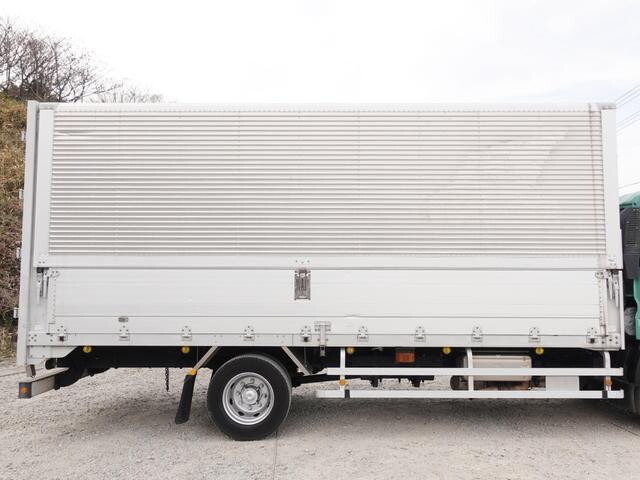 UDトラックスコンドルアルミウイング増トン（6t・8t）[写真06]