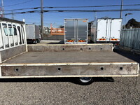 いすゞエルフ平ボディ小型（2t・3t）[写真15]