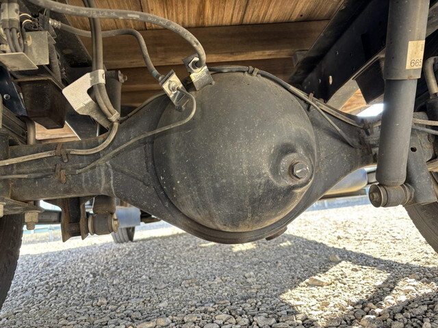 いすゞエルフ平ボディ小型（2t・3t）[写真25]