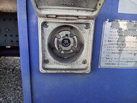 いすゞフォワード冷凍車（冷蔵車）中型（4t）[写真14]