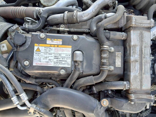 いすゞフォワード冷凍車（冷蔵車）中型（4t）[写真17]