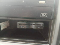 いすゞフォワード冷凍車（冷蔵車）中型（4t）[写真23]