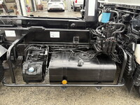 三菱ふそうキャンターコンテナ専用車小型（2t・3t）[写真20]