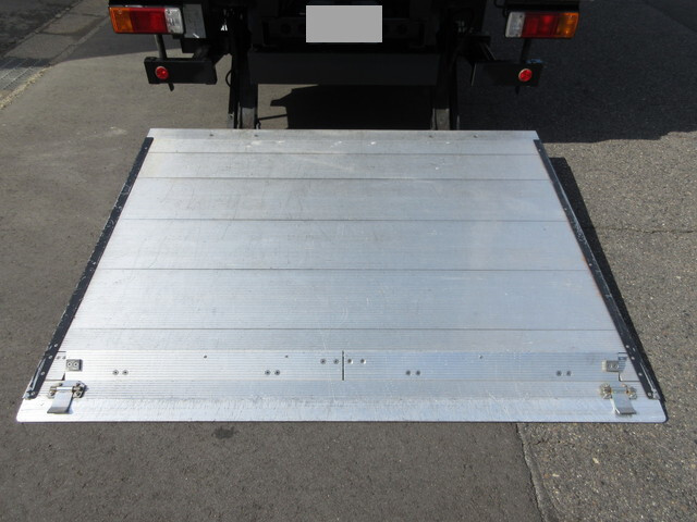 日野デュトロ保冷バン小型（2t・3t）[写真12]