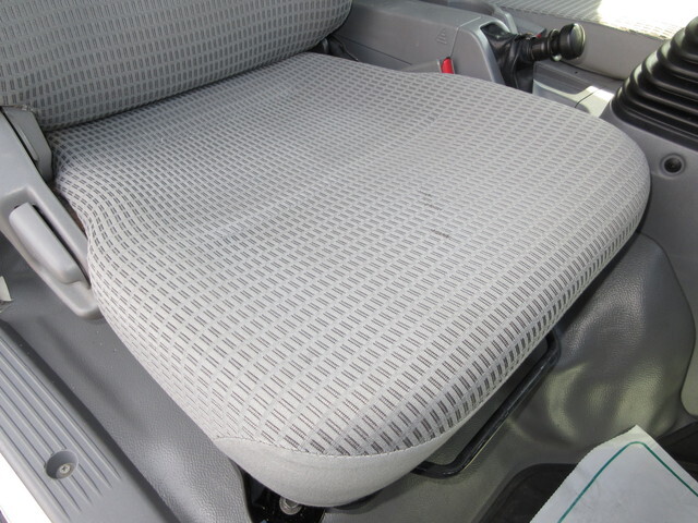 日野デュトロ保冷バン小型（2t・3t）[写真17]