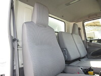 日野デュトロ保冷バン小型（2t・3t）[写真20]