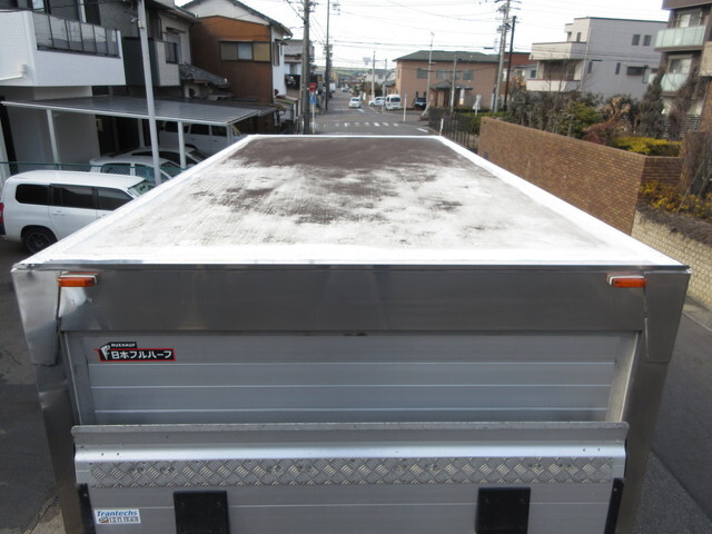 日野デュトロ保冷バン小型（2t・3t）[写真40]