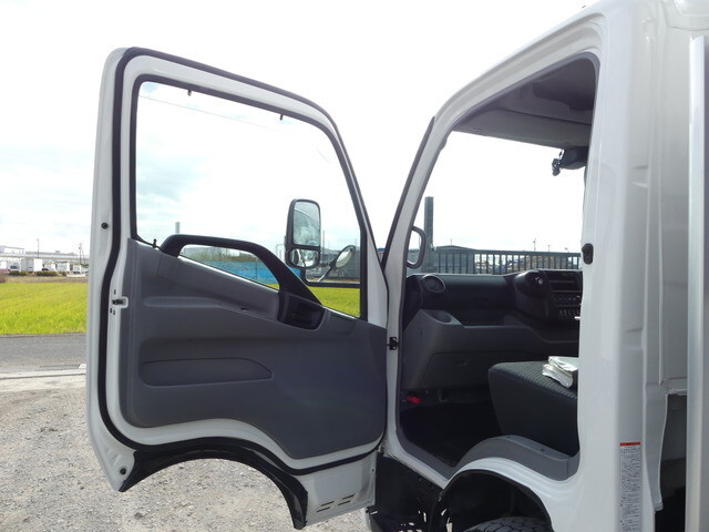 日野デュトロアルミウイング小型（2t・3t）[写真19]