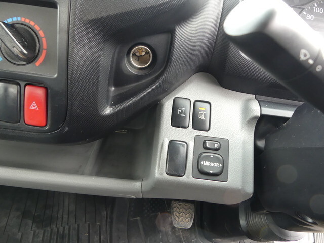 日野デュトロアルミウイング小型（2t・3t）[写真29]