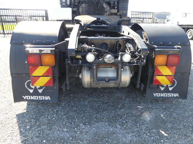 三菱ふそうスーパーグレートトレーラーヘッド（トラクターヘッド）大型（10t）[写真06]