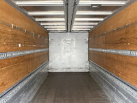 いすゞフォワードアルミウイング中型（4t）[写真12]