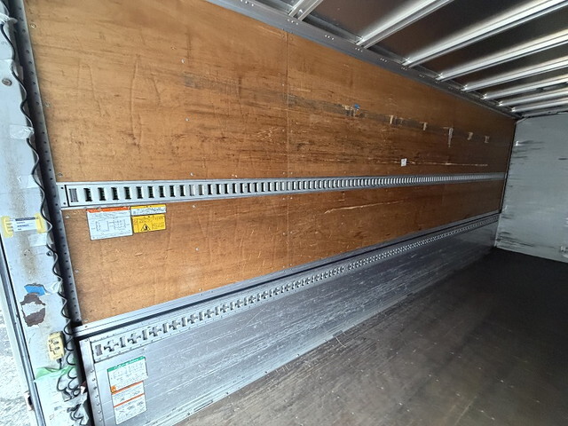 いすゞフォワードアルミウイング中型（4t）[写真15]