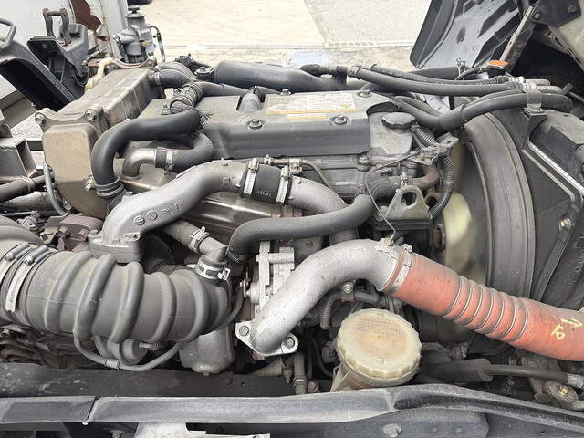 いすゞフォワードアルミウイング中型（4t）[写真23]