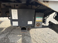 いすゞフォワードアルミウイング中型（4t）[写真28]