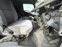 いすゞフォワードアルミウイング中型（4t）[写真32]