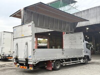 いすゞフォワードアルミウイング中型（4t）[写真05]