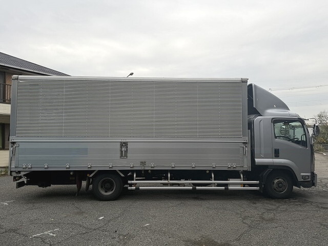 いすゞフォワードアルミウイング中型（4t）[写真08]