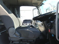 いすゞフォワードアルミウイング中型（4t）[写真16]