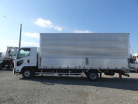 いすゞフォワードアルミウイング中型（4t）[写真04]