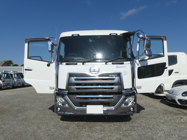 UDトラックスクオンクレーン5段大型（10t）[写真13]