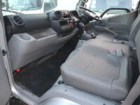 トヨタダイナ平ボディ小型（2t・3t）[写真32]