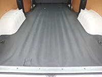 トヨタハイエースバン小型（2t・3t）[写真12]