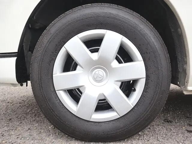 トヨタハイエースバン小型（2t・3t）[写真25]