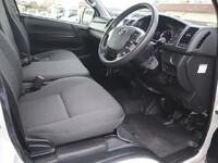 トヨタハイエースバン小型（2t・3t）[写真31]