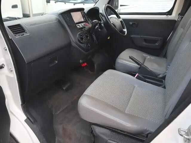 トヨタライトエース平ボディ小型（2t・3t）[写真28]