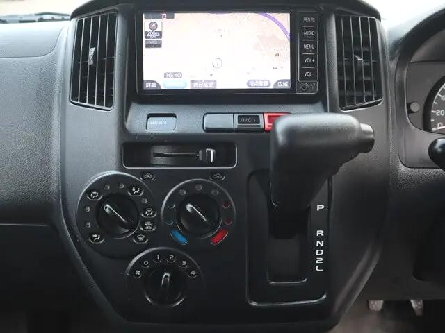 トヨタライトエース平ボディ小型（2t・3t）[写真32]