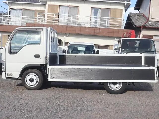 いすゞエルフ平ボディ小型（2t・3t）[写真10]