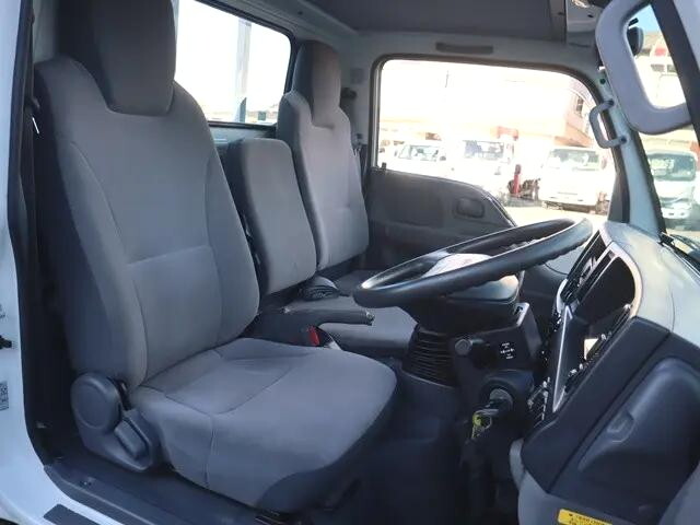 いすゞエルフ平ボディ小型（2t・3t）[写真27]