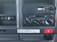 いすゞエルフ平ボディ小型（2t・3t）[写真33]