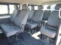 トヨタハイエースバン小型（2t・3t）[写真11]