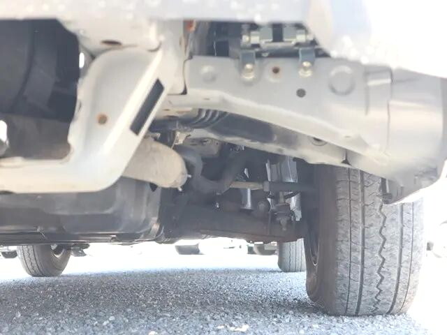 トヨタハイエースバン小型（2t・3t）[写真20]