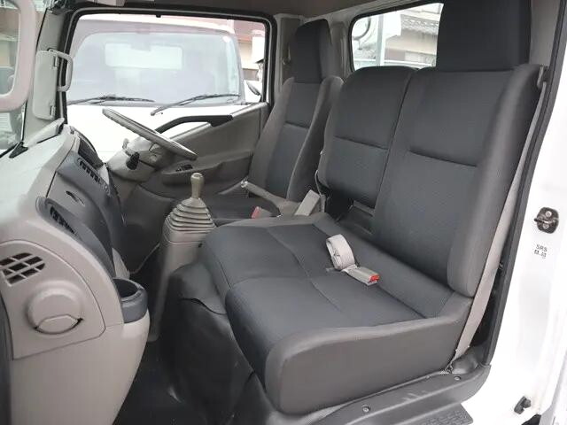 日産アトラス平ボディ小型（2t・3t）[写真31]