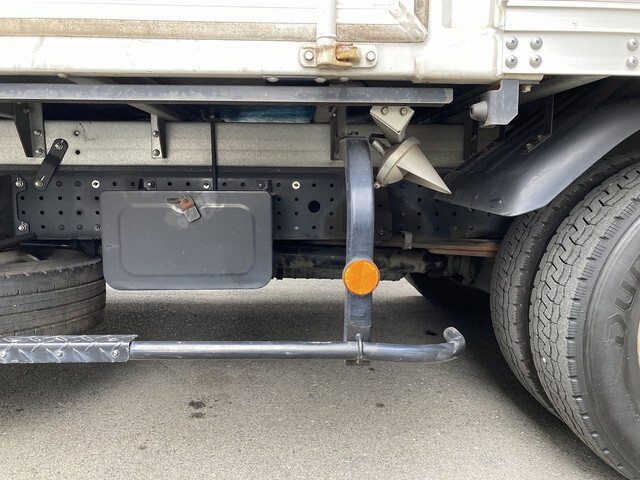 三菱ふそうキャンターパネルバン小型（2t・3t）[写真29]