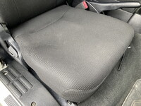 三菱ふそうキャンターパネルバン小型（2t・3t）[写真32]