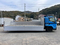 いすゞフォワードアルミブロック中型（4t）[写真12]