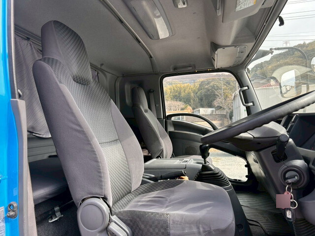 いすゞフォワードアルミブロック中型（4t）[写真19]