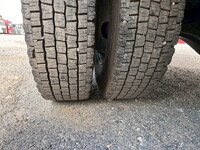 いすゞフォワードアルミブロック中型（4t）[写真40]