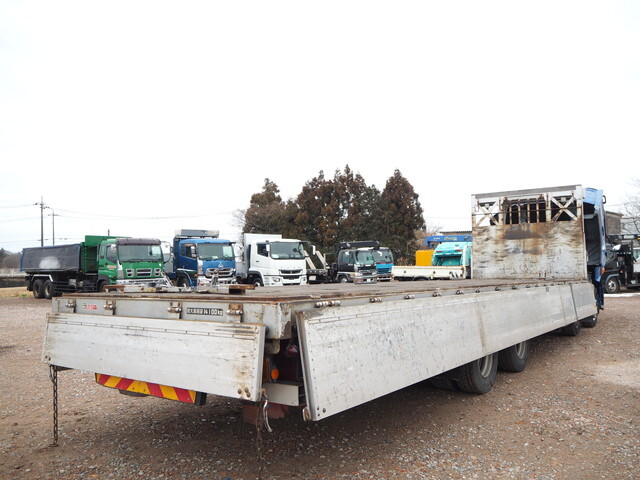 UDトラックスクオンアルミブロック大型（10t）[写真28]