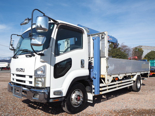 いすゞフォワードクレーン4段増トン（6t・8t）[写真03]