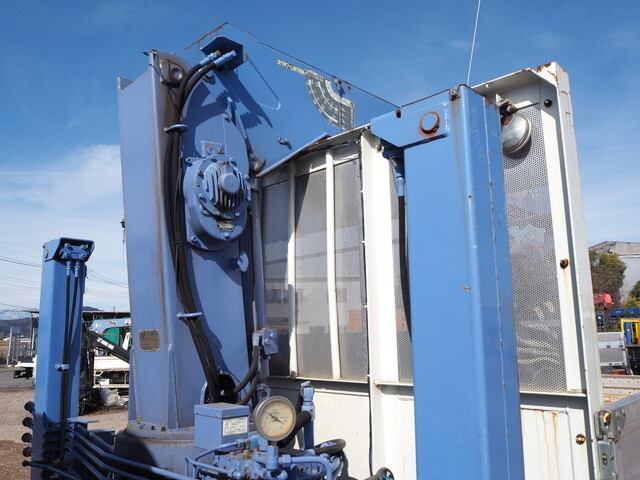 いすゞフォワードクレーン4段増トン（6t・8t）[写真33]