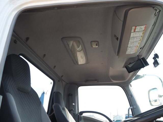 いすゞフォワードクレーン4段増トン（6t・8t）[写真35]