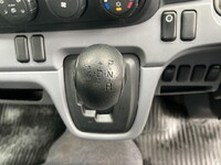 三菱ふそうキャンターアルミバン小型（2t・3t）[写真18]