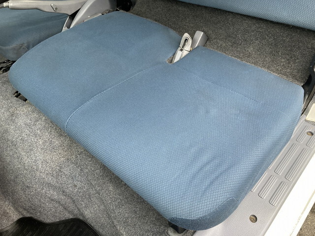 三菱ふそうキャンターアルミバン小型（2t・3t）[写真37]